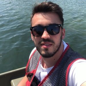 Meet your Posher, Sam